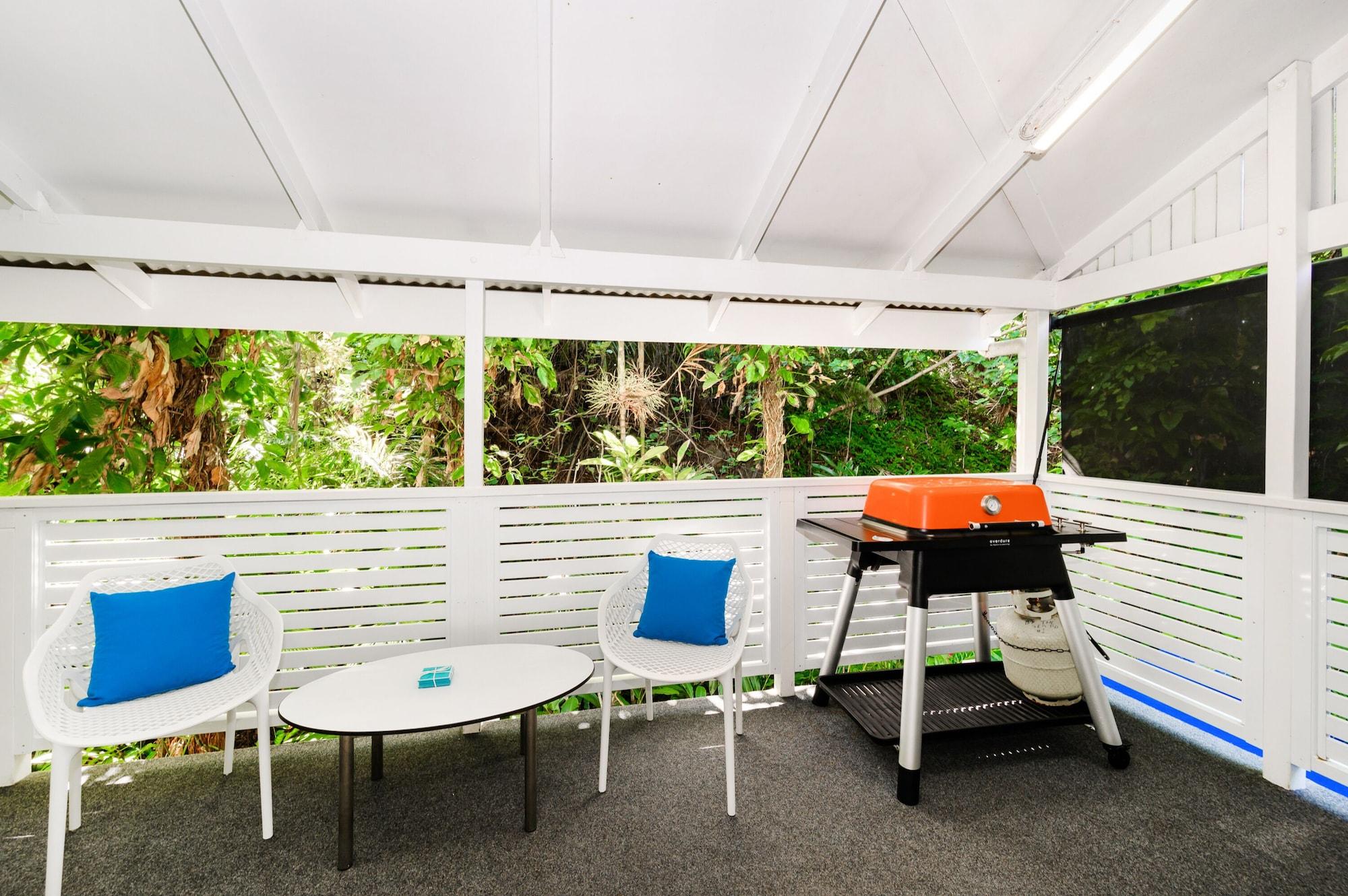 By The Sea Port Douglas Bagian luar foto